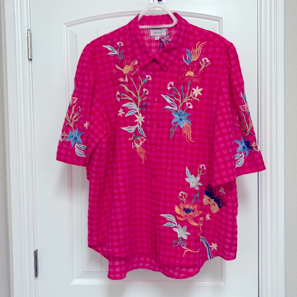 Johnny Was Large embroidered cotton shirt. Bright pink.